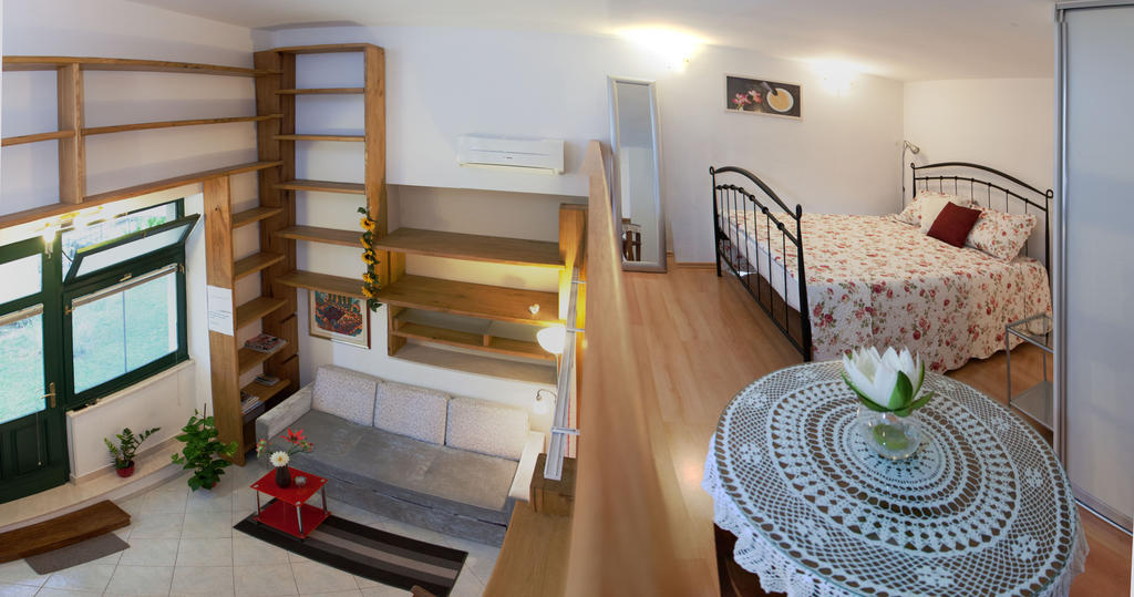 Kamenita Apartment Сплит Стая снимка